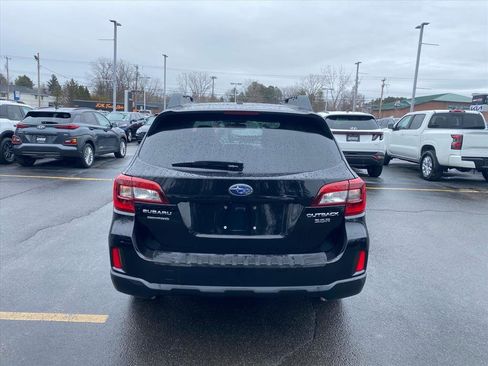 Used 2015 Subaru Outback 3.6R Limited image 6