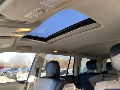 Used 2018 Nissan Armada SL w/ Premium Package image 19