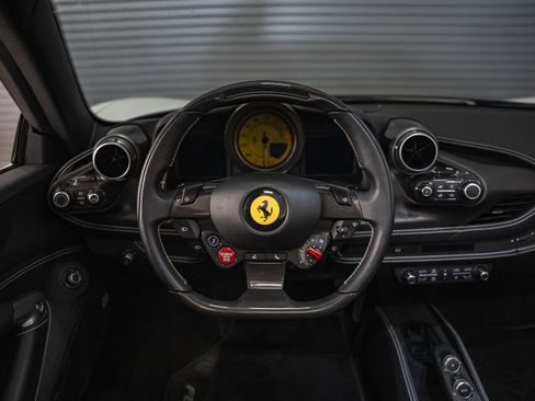 Certified 2021 Ferrari F8 Tributo RWD image 37