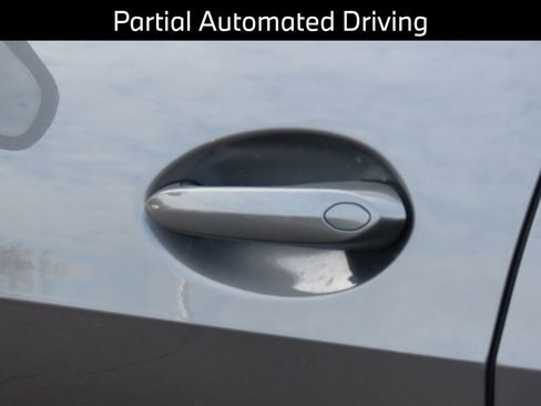 New 2026 BMW X7 xDrive40i w/ Executive Package image 26