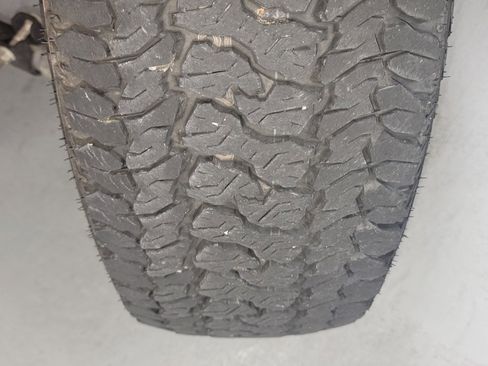 Used 2019 Jeep Wrangler Unlimited Sahara image 15