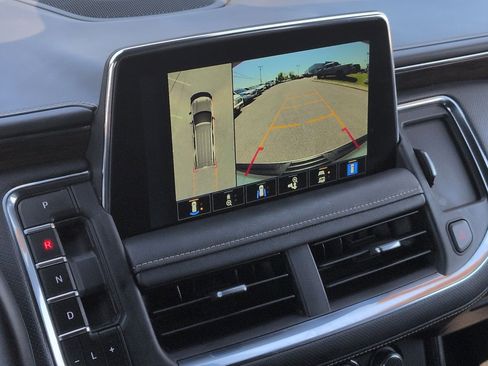 Used 2023 Chevrolet Tahoe Premier image 15