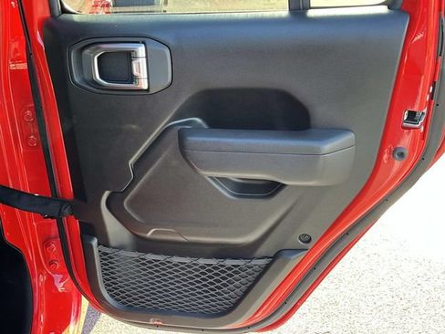 Certified 2025 Jeep Wrangler Unlimited Sport AWD/4WD image 16