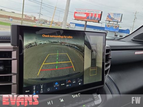 New 2026 Toyota Tundra Platinum w/ TRD Off-Road Package image 9