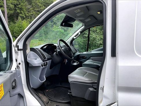Used 2016 Ford Transit 250 130 Low Roof w/ Exterior Upgrade Package RWD image 7
