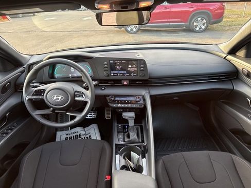 Certified 2026 Hyundai Elantra SEL Sport w/ Cargo Package image 12