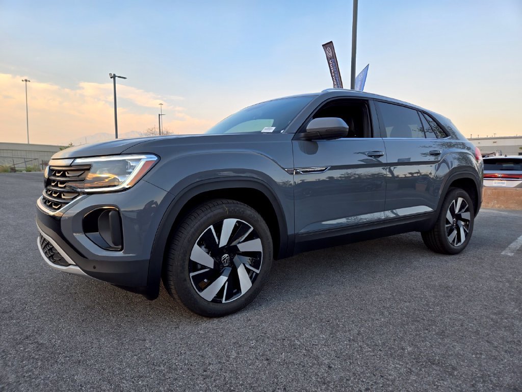 New 2025 Volkswagen Atlas Cross Sport SE AWD/4WD image 2