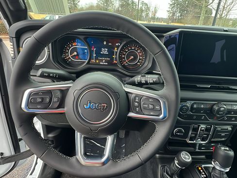 New 2026 Jeep Wrangler Sahara image 22