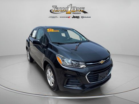 Used 2020 Chevrolet Trax LS w/ Tint and Cruise Package FWD image 1