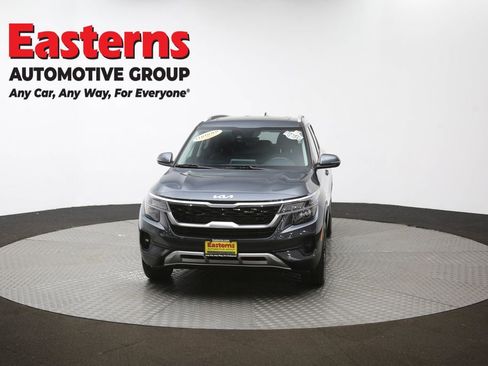 Used 2023 Kia Seltos EX image 54