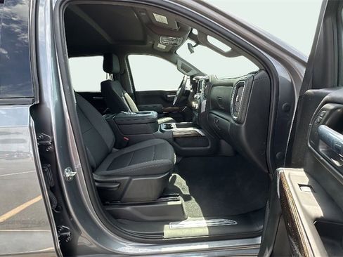 Used 2022 GMC Sierra 1500 Elevation image 27