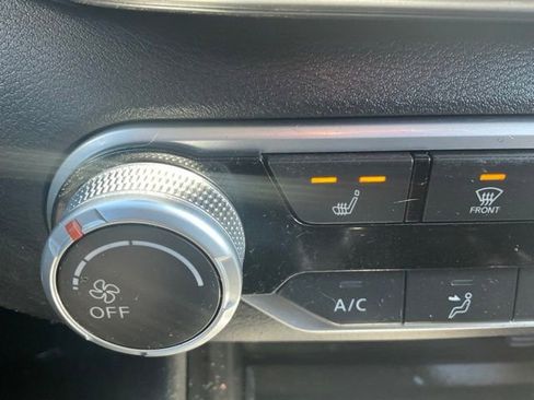 Used 2021 Nissan Altima 2.5 SV w/ SV Premium Package image 21