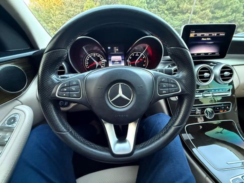 Used 2018 Mercedes-Benz C 300 Sedan image 16