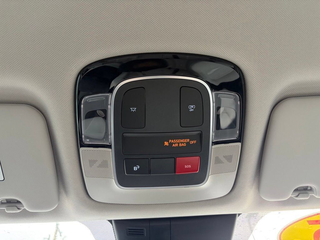 Used 2025 Hyundai Tucson SEL FWD image 23