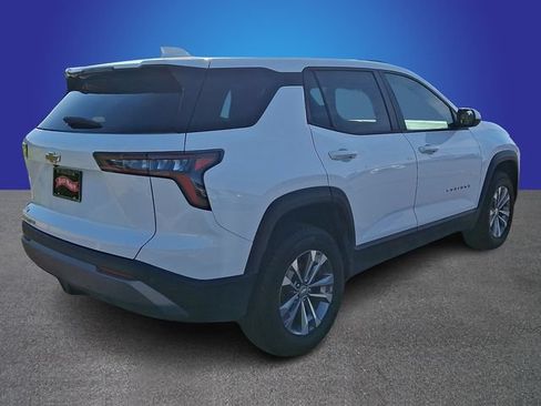 Used 2025 Chevrolet Equinox LT AWD/4WD image 4