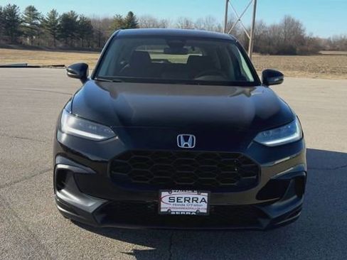 Used 2024 Honda HR-V LX image 3