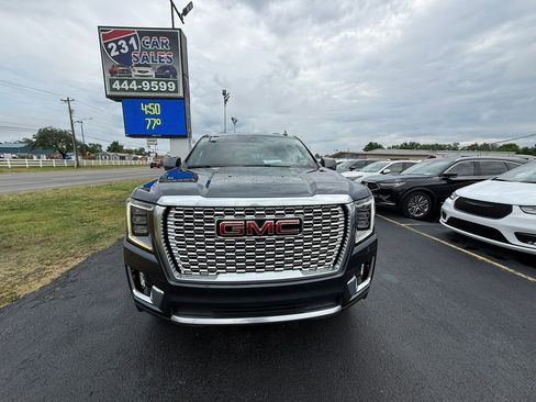 Used 2021 GMC Yukon XL Denali w/ Denali Ultimate Package AWD/4WD image 9