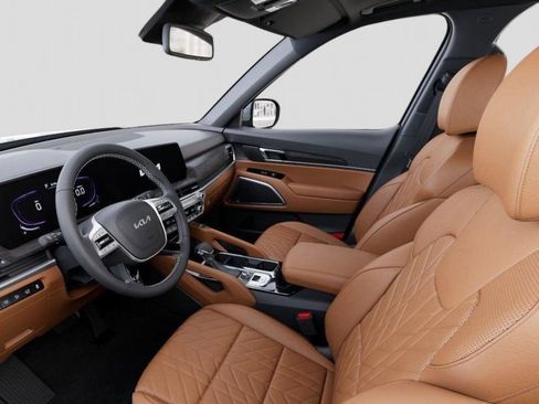 Used 2025 Kia Telluride AWD image 17