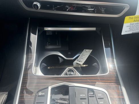 New 2026 BMW X7 xDrive40i AWD/4WD image 16