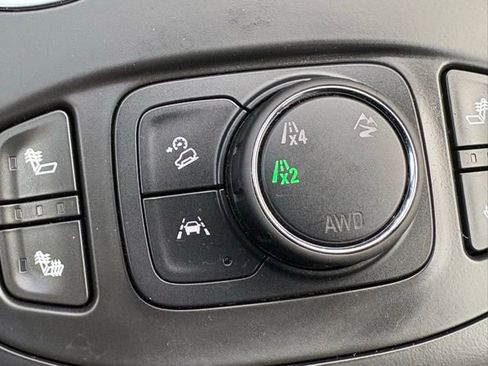 Used 2023 GMC Terrain SLE w/ Driver Convenience Package image 22