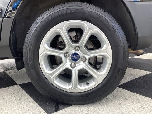 Used 2018 Ford EcoSport SE image 9