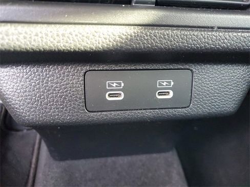 Used 2023 Honda Accord EX-L image 12