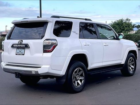 Used 2023 Toyota 4Runner TRD Off-Road AWD/4WD image 11