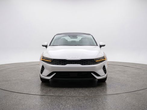 Used 2025 Kia K4 LXS FWD image 2