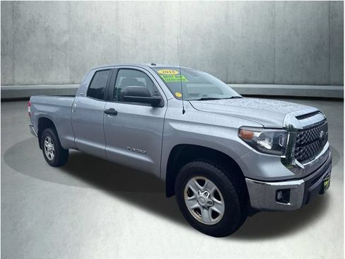 Used 2018 Toyota Tundra SR5 AWD/4WD image 7