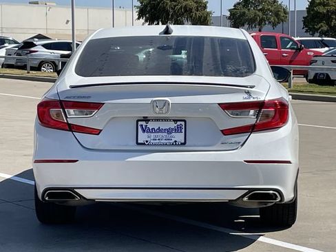 Used 2021 Honda Accord Sport image 5