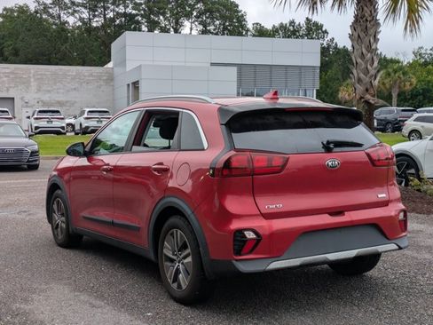 Used 2020 Kia Niro LXS FWD image 8
