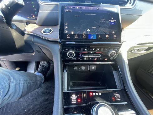 Used 2023 Jeep Grand Cherokee Summit w/ MOPAR Finishing Package image 19