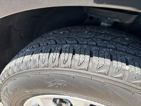 Used 2019 Chevrolet Equinox LT image 27