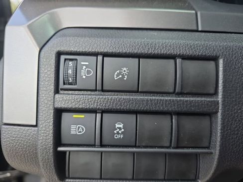 Used 2025 Toyota Tacoma SR5 image 24