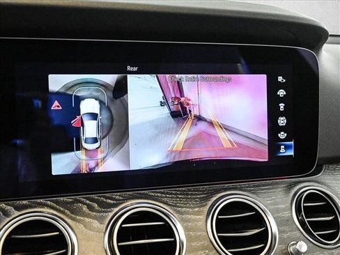 Used 2021 Mercedes-Benz E 350 Sedan image 16
