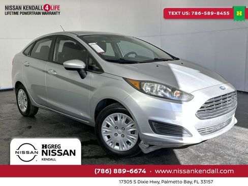Used 2019 Ford Fiesta S image 1