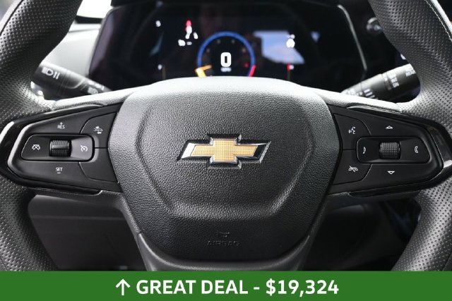 Used 2025 Chevrolet Trax LT FWD image 31