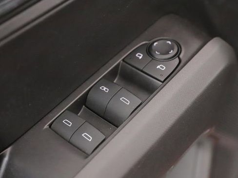 Used 2024 Chevrolet Colorado LT w/ LT Convenience Package II image 19