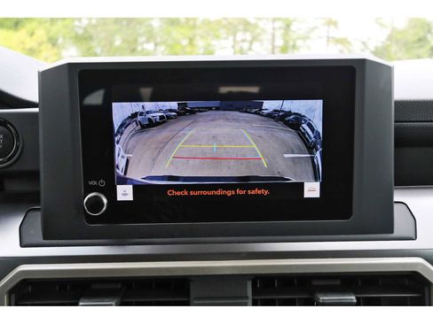 Used 2024 Toyota Tacoma SR5 image 23