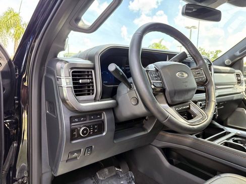Used 2024 Ford F250 Platinum AWD/4WD image 20