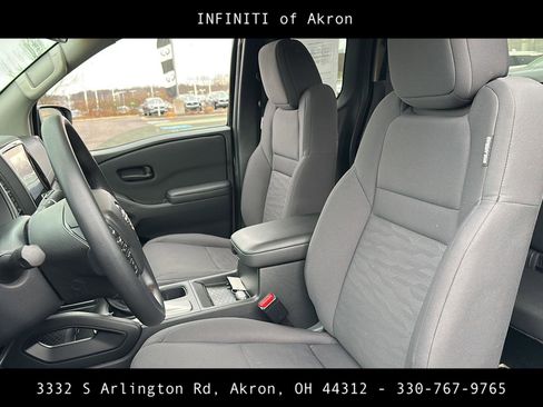 Used 2024 Nissan Frontier S w/ Technology Package image 31