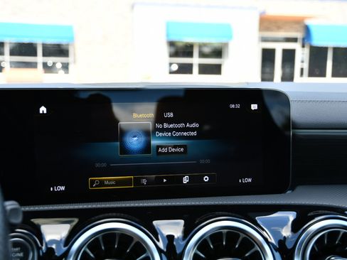 Used 2023 Mercedes-Benz CLA 250 image 16