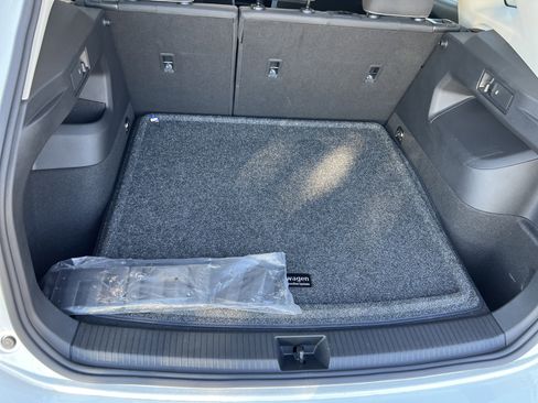 Certified 2025 Volkswagen Tiguan S image 30