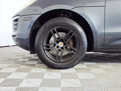 Used 2017 Porsche Macan image 7