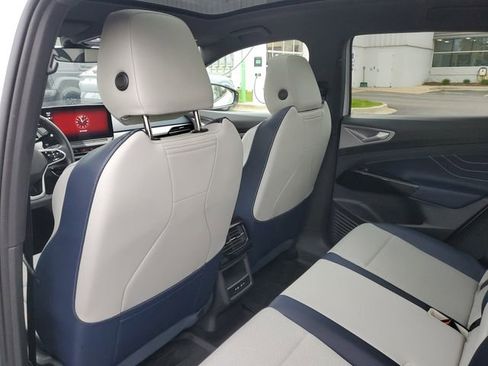 Used 2024 Volkswagen ID.4 S RWD image 26
