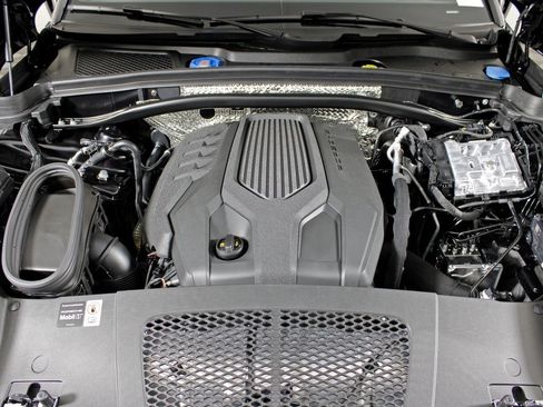 New 2026 Porsche Macan image 41