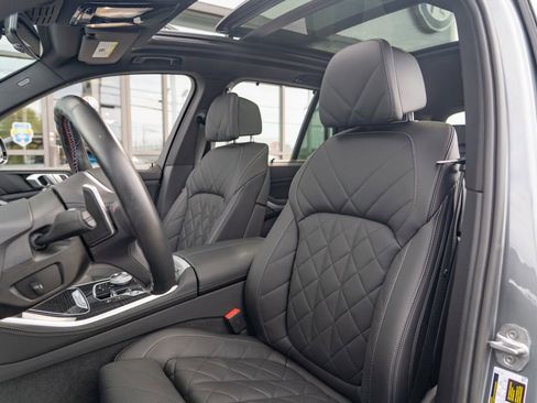 Used 2024 BMW X5 M60i image 14
