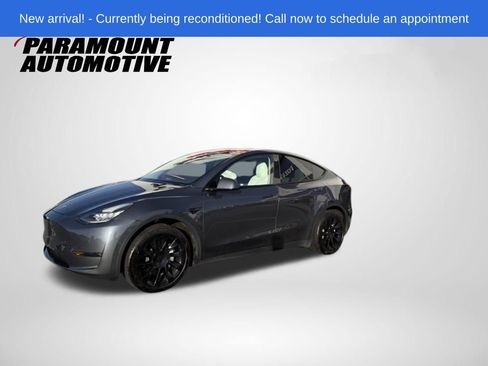 Used 2022 Tesla Model Y Long Range AWD/4WD image 1
