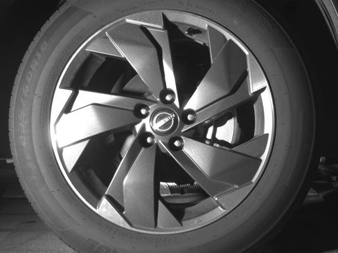 Used 2025 Nissan Rogue SV AWD/4WD image 13