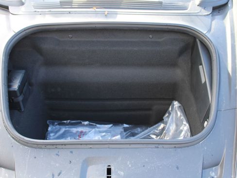 Used 2025 Porsche 911 Carrera image 28